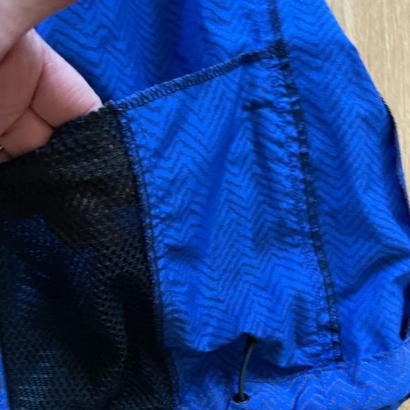 Illuminite Women's Large Blue  Chevron Reflective Jacket Vented Packable - Picture 9 of 10